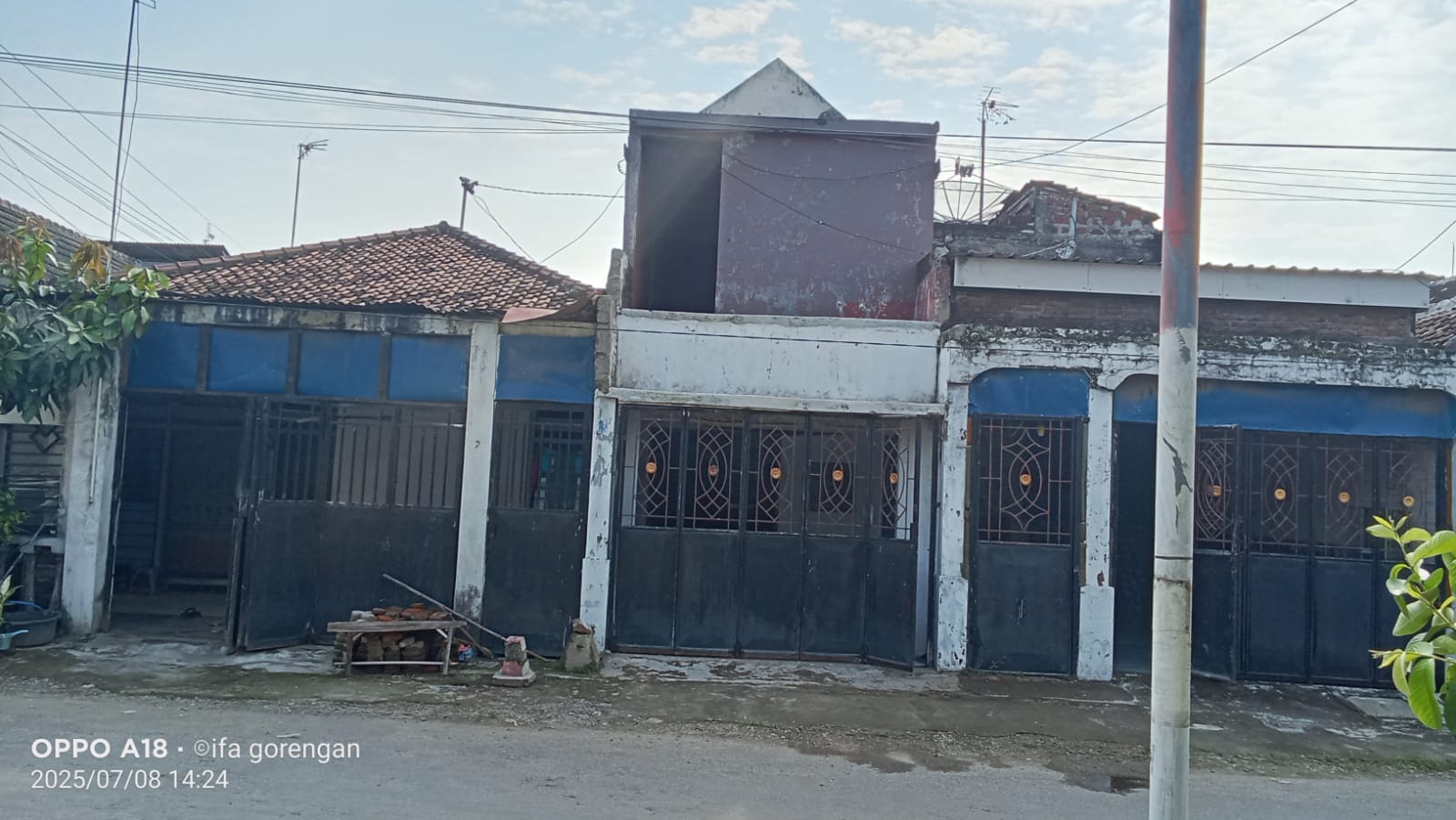 Di jual rumah sederhana